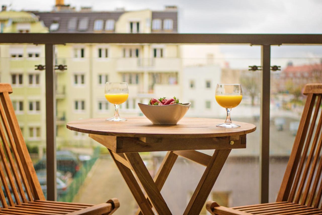 Apartamenty Homely Place Serce Poznania - Stary Rynek - Parking エクステリア 写真