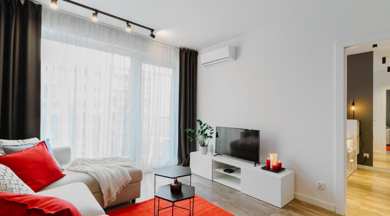 Apartamenty Homely Place Serce Poznania - Stary Rynek - Parking エクステリア 写真