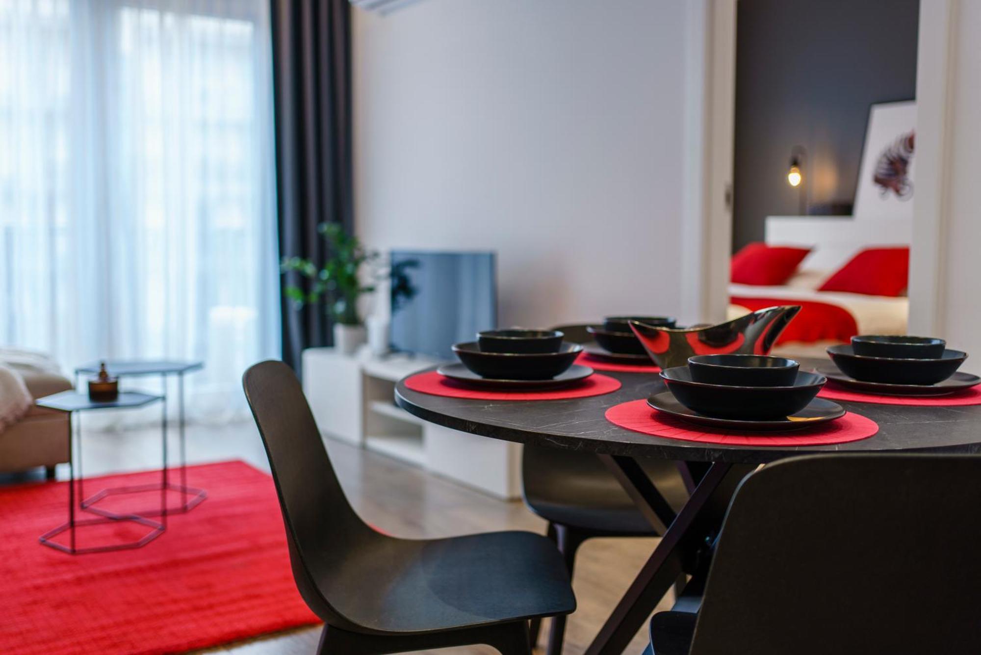 Apartamenty Homely Place Serce Poznania - Stary Rynek - Parking 部屋 写真